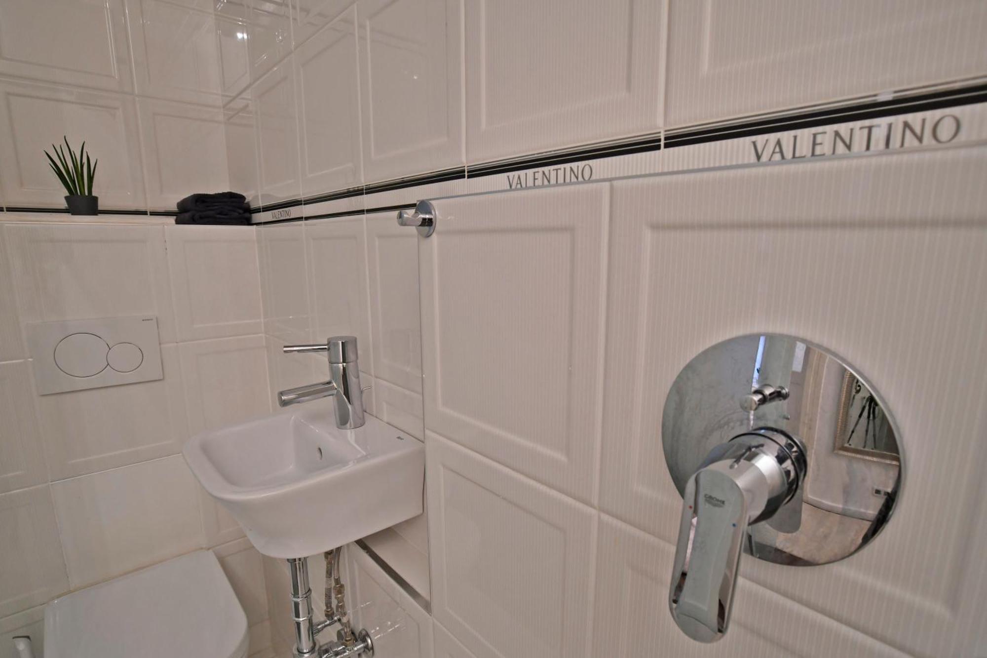 Luxuryflat Near Centre On118 Sqm, 3Br,2Bth,8Bed,Ac Budapeste Exterior foto
